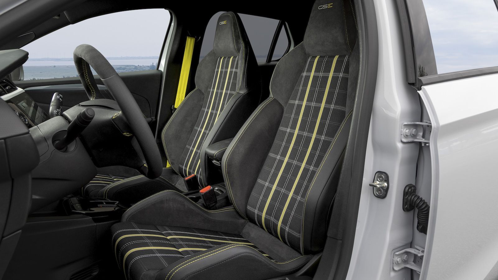 Ήρθε στην Ελλάδα το Opel Corsa GSE με 281 ίππους - Πόσο κοστίζει
